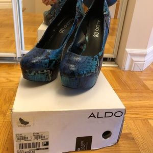 Blue snakeskin Aldo wedges